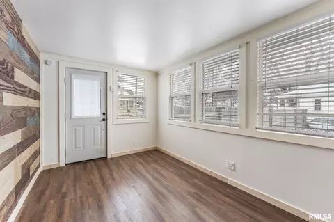 1820 24th Ave, Moline, IL 61265 photo 4