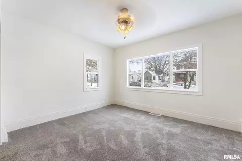 1820 24th Ave, Moline, IL 61265 photo 9
