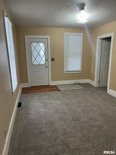 116 S Maple Ave, Kewanee, IL 61443 photo 9