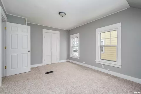 2409 12th Ave, Moline, IL 61265 photo 19