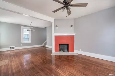2409 12th Ave, Moline, IL 61265 photo 10