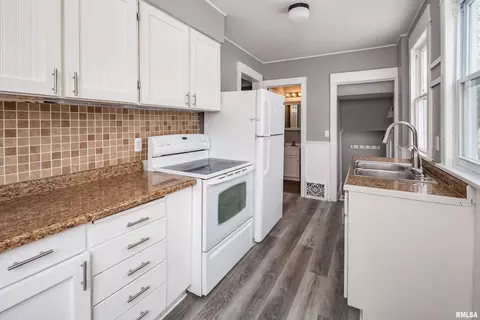 2409 12th Ave, Moline, IL 61265 photo 15