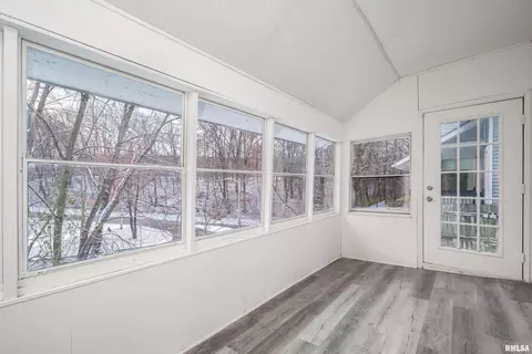 2409 12th Ave, Moline, IL 61265 photo 7