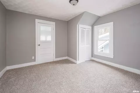 2409 12th Ave, Moline, IL 61265 photo 24