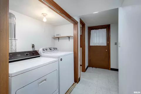 3417 40th St, Moline, IL 61265 photo 30