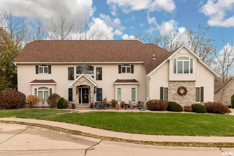 3304 44th Street Ct, Moline, IL 61265