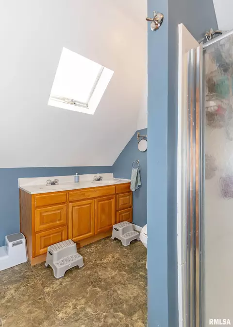 200 E Main St, Joy, IL 61260 photo 38