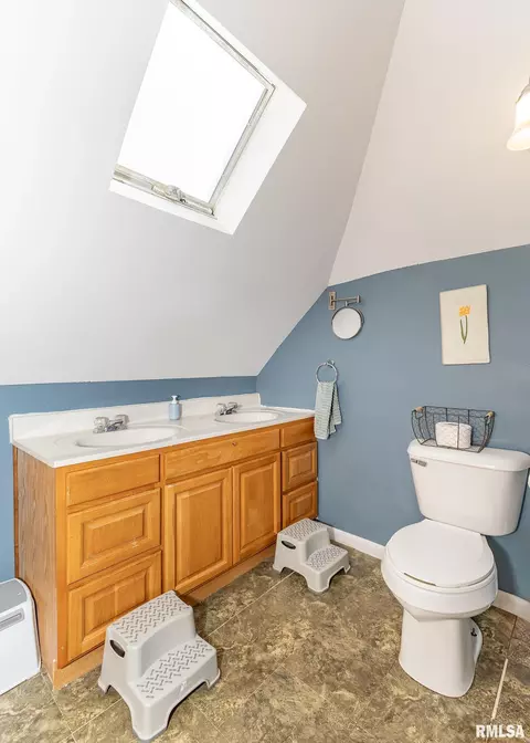 200 E Main St, Joy, IL 61260 photo 37