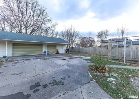 200 E Main St, Joy, IL 61260 photo 49
