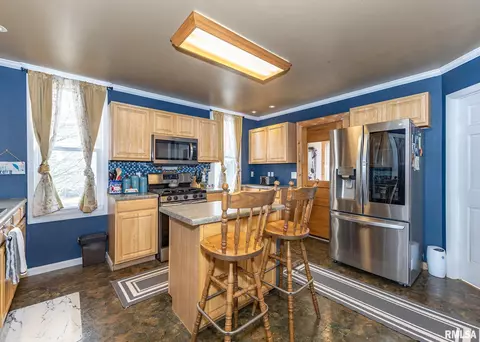 200 E Main St, Joy, IL 61260 photo 16