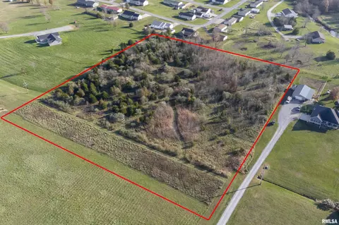 000 E Sycamore Blacktop, Carterville, IL 62918