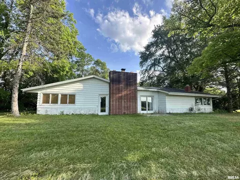 15705 E Cheyenne Dr, Cuba, IL 61427 photo 2