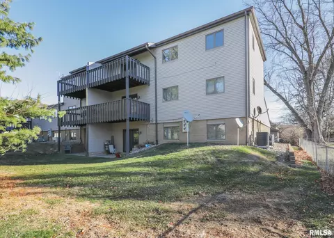 3145 4th St, Moline, IL 61265 photo 23