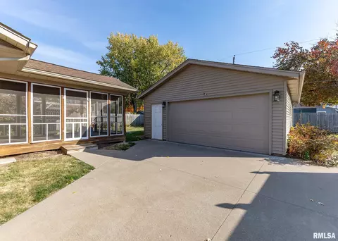 623 12th Ave, Hampton, IL 61256 photo 4