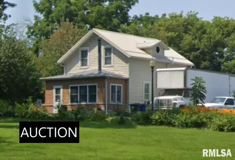 1102 Halstead St, Muscatine, IA 52761
