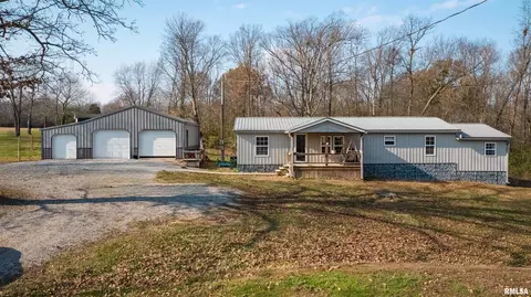 1510 Reevesville Rd, Grantsburg, IL 62943