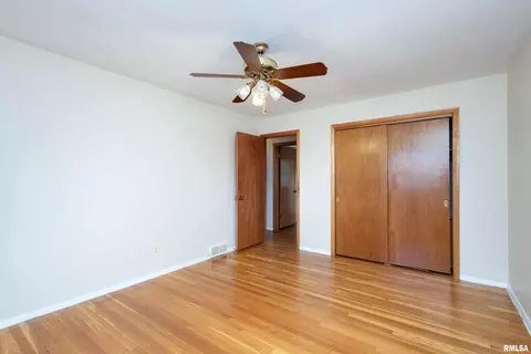 1208 12th St, Viola, IL 61486 photo 24