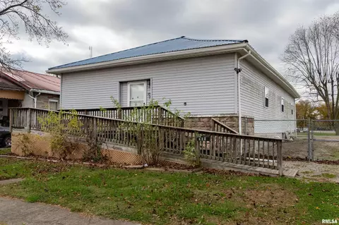209 N Division St, Du Quoin, IL 62832