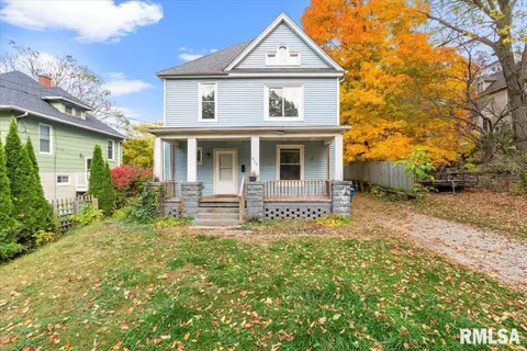 919 43rd St, Rock Island, IL 61201