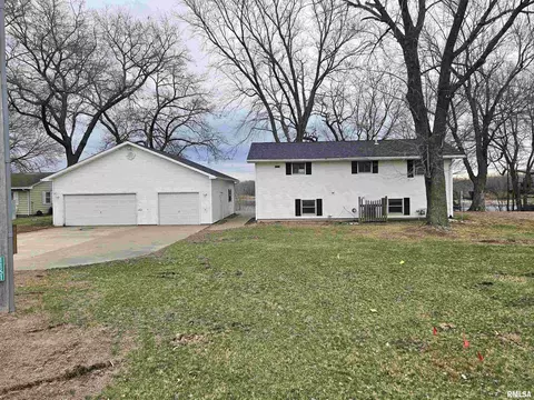 1161 Noble Ave, Atalissa, IA 52720