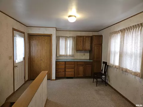 440 Maple St, Bennett, IA 52721 photo 11