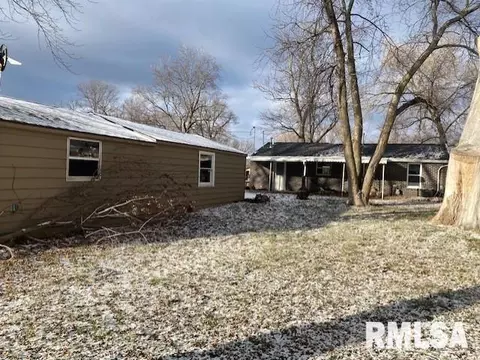 434 14th Ave, Silvis, IL 61282 photo 4