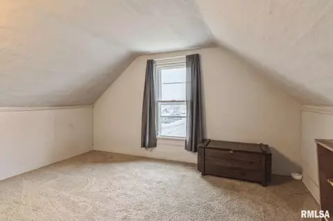 301 E Walnut St, Sheffield, IL 61361 photo 15