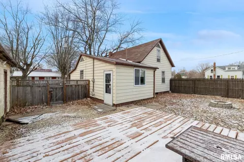 301 E Walnut St, Sheffield, IL 61361 photo 22