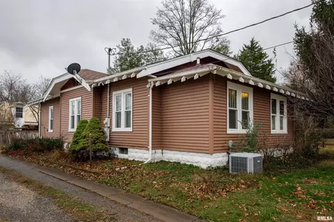 503 E Boulevard St, Marion, IL 62959 photo 24