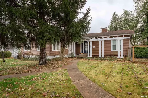 503 E Boulevard St, Marion, IL 62959
