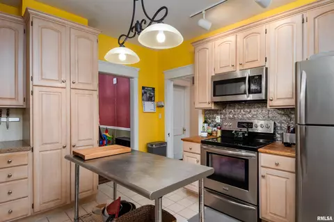503 E Boulevard St, Marion, IL 62959 photo 11