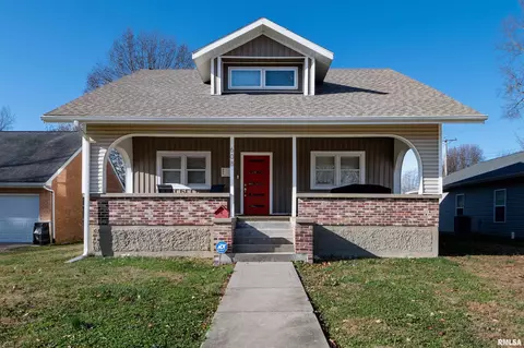 608 S Calumet St, Marion, IL 62959