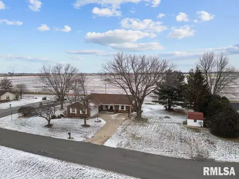 1 Pine Tree Ct, Kewanee, IL 61443 photo 3