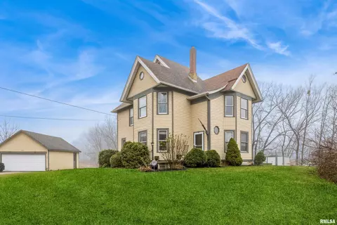 643 W Lincolnway Rd, Morrison, IL 61270 photo 2