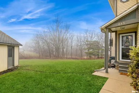 643 W Lincolnway Rd, Morrison, IL 61270 photo 4