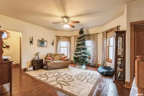 643 W Lincolnway Rd, Morrison, IL 61270 photo 7