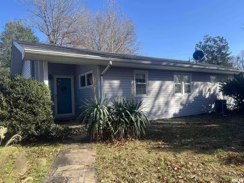 507 E Allen St, Marion, IL 62959