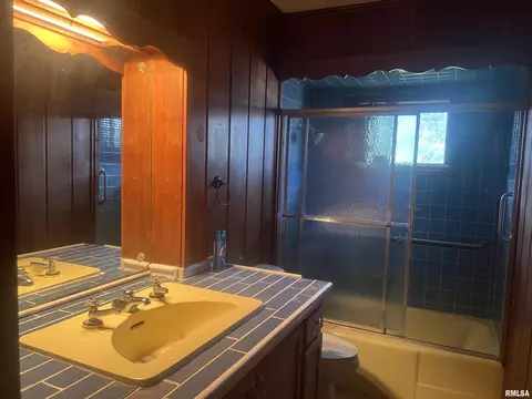 507 E Allen St, Marion, IL 62959 photo 18