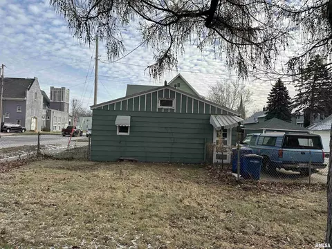 1602 11th St, Moline, IL 61265 photo 16