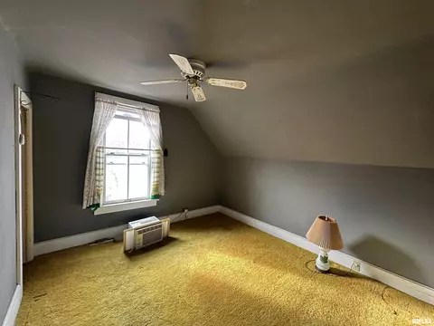 1602 11th St, Moline, IL 61265 photo 8