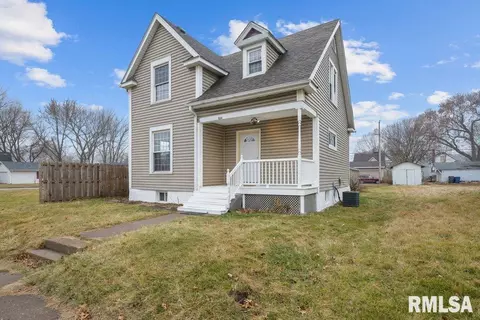 524 S Clark St, Davenport, IA 52802