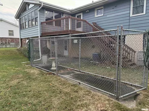 3008 36th St, Moline, IL 61265 photo 26
