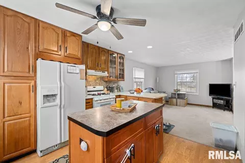 4809 50th Ave, Moline, IL 61265 photo 4