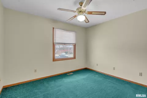 1509 36th Ave, Moline, IL 61265 photo 11