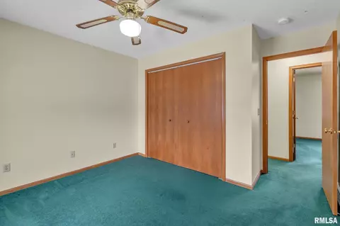 1509 36th Ave, Moline, IL 61265 photo 12