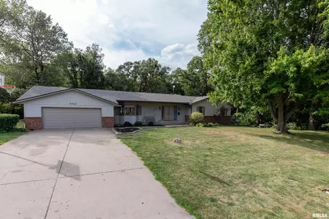 8306 54th St, Coal Valley, IL 61240