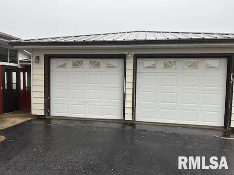 618 Genesee Ave, Morrison, IL 61270 photo 3