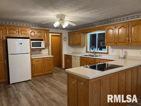 618 Genesee Ave, Morrison, IL 61270 photo 6