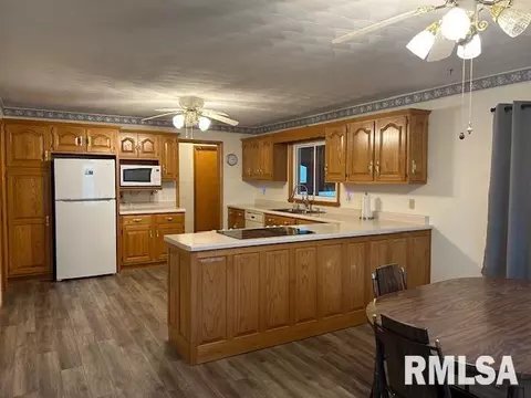 618 Genesee Ave, Morrison, IL 61270 photo 9