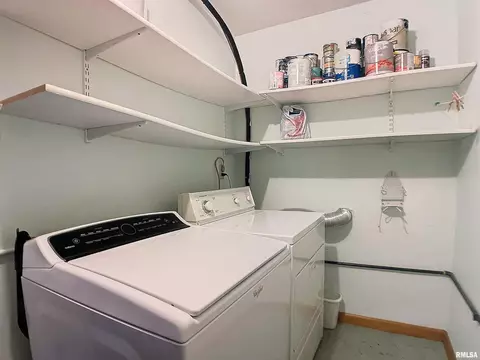 2401 48th St, Moline, IL 61265 photo 25